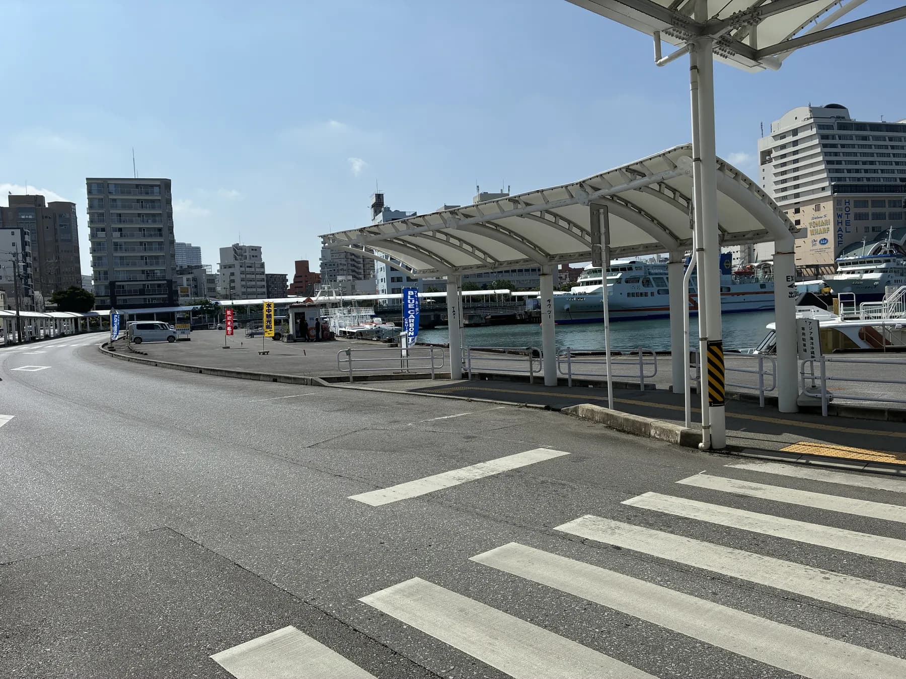 とまりんのタクシー乗り場